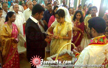 Saban Alex Mathew Bipitha wedding photo